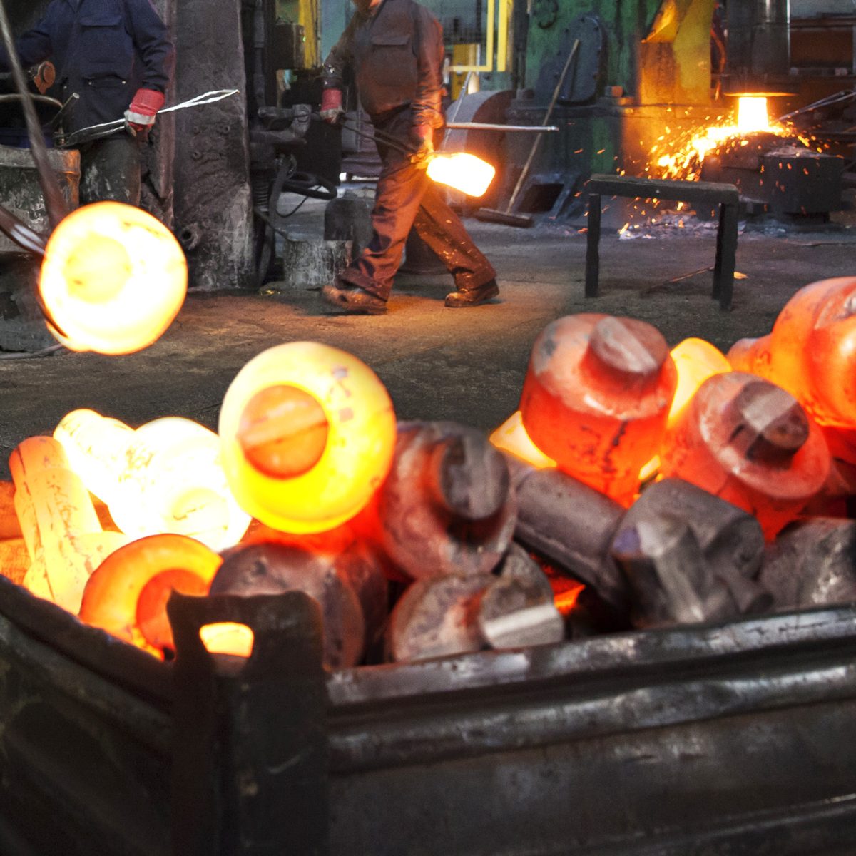 forgiato–forge-worker-swings-finished-forged-component-onto-2024-11-03-01-05-28-utc